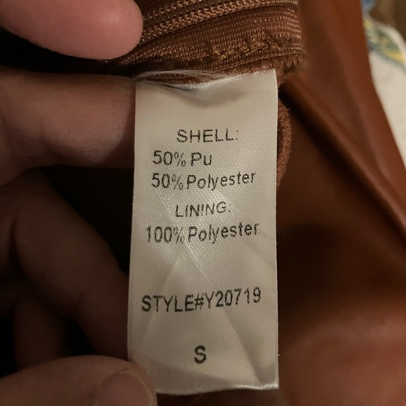 Do & Be Puff Sleeve Rust Faux Leather Top size S - Picture 6 of 6